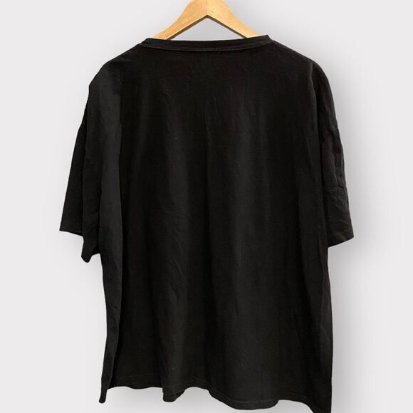 Anime Graphic T-Shirt - Picture 4 of 4